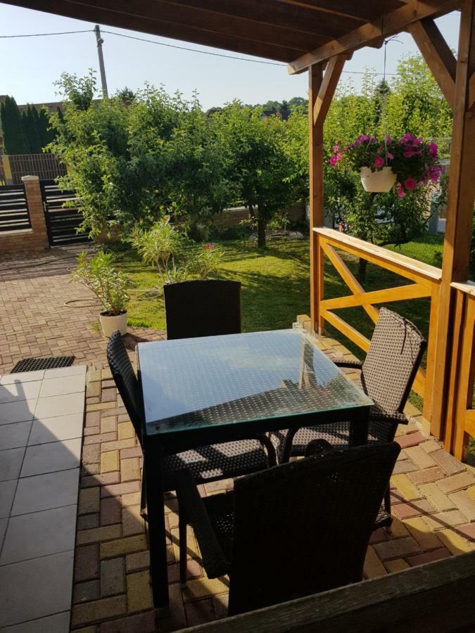 Pagrepe Apartman Balatonvilágos Exteriör bild